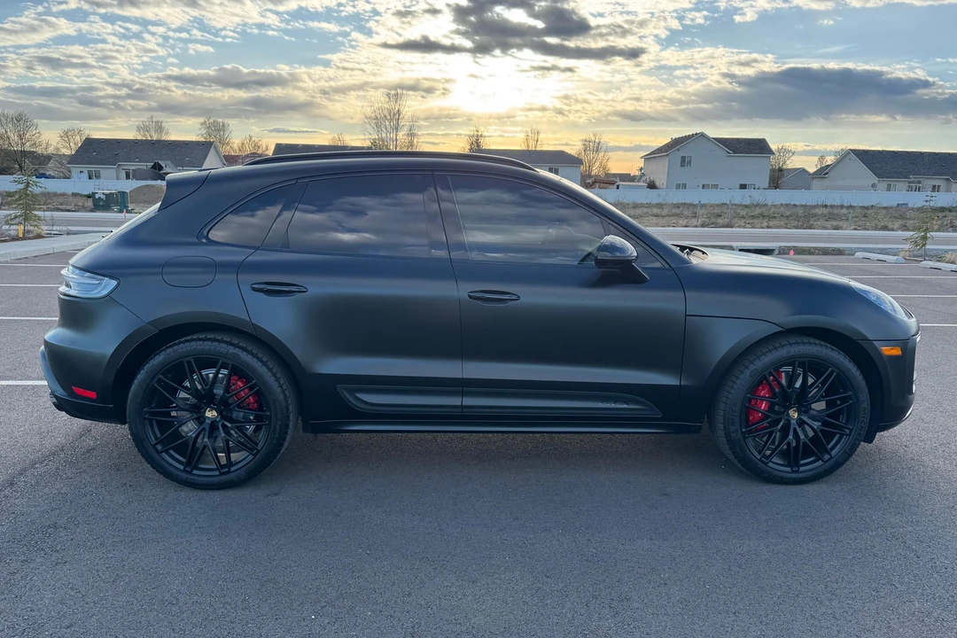 2023 Porsche Macan GTS - Image 12 of 31