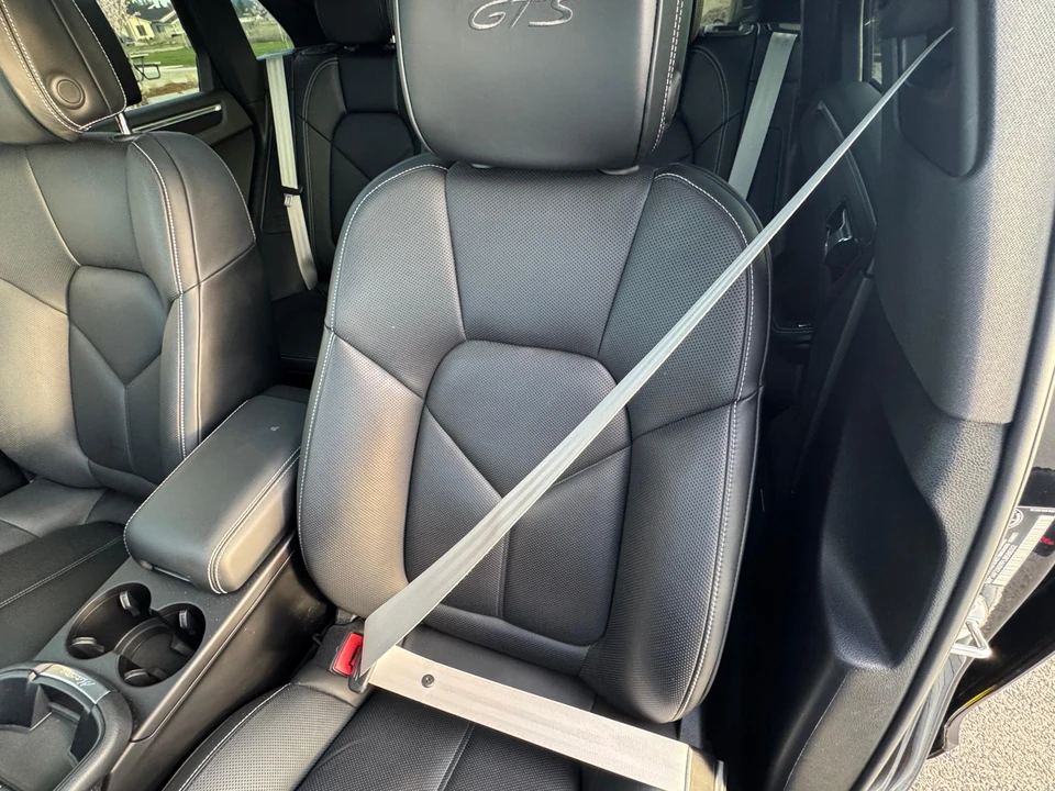 2023 Porsche Macan GTS - Image 22 of 31