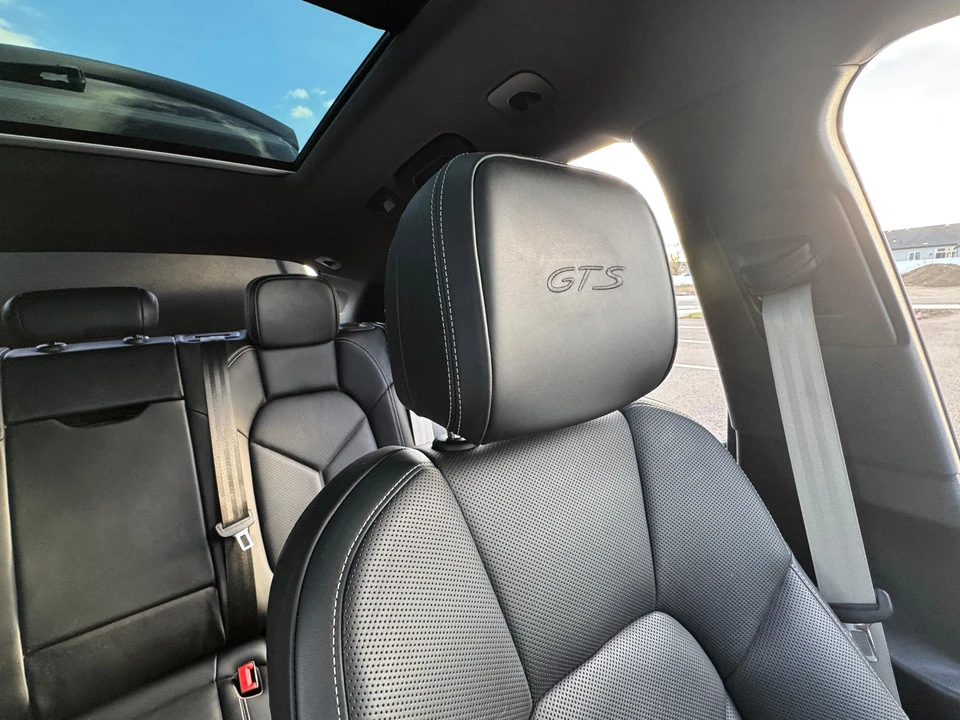 2023 Porsche Macan GTS - Image 24 of 31