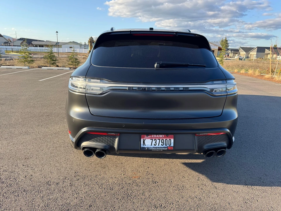 2023 Porsche Macan GTS - Image 10 of 31