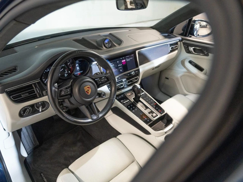 2023 Porsche Macan GTS - Image 5 of 30