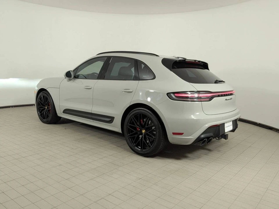 2023 Porsche Macan GTS - Image 3 of 5