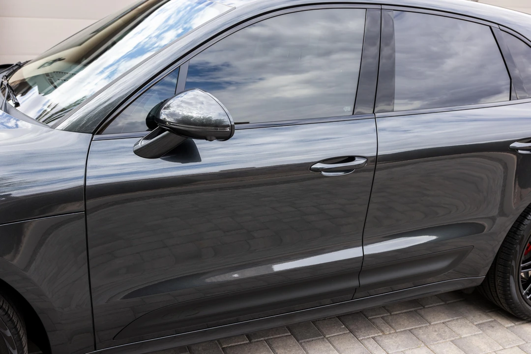 2023 Porsche Macan GTS - Image 22 of 31
