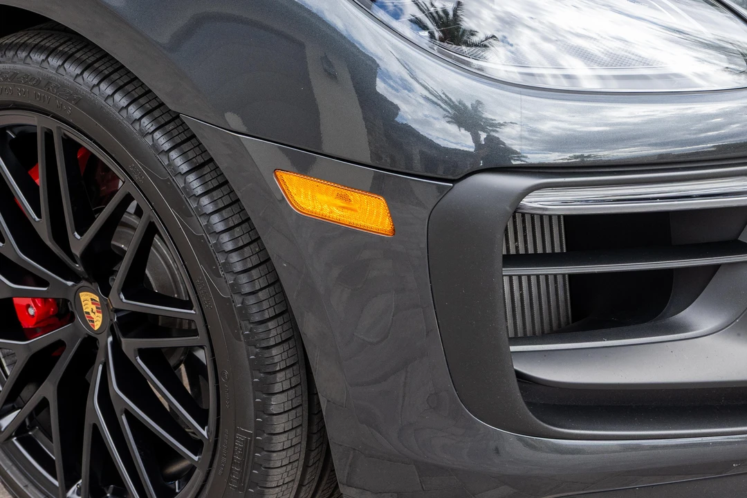 2023 Porsche Macan GTS - Image 12 of 31