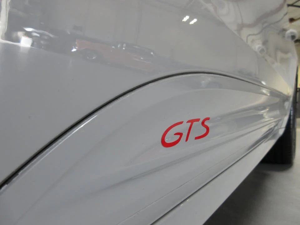 2023 Porsche Macan GTS - Image 9 of 20