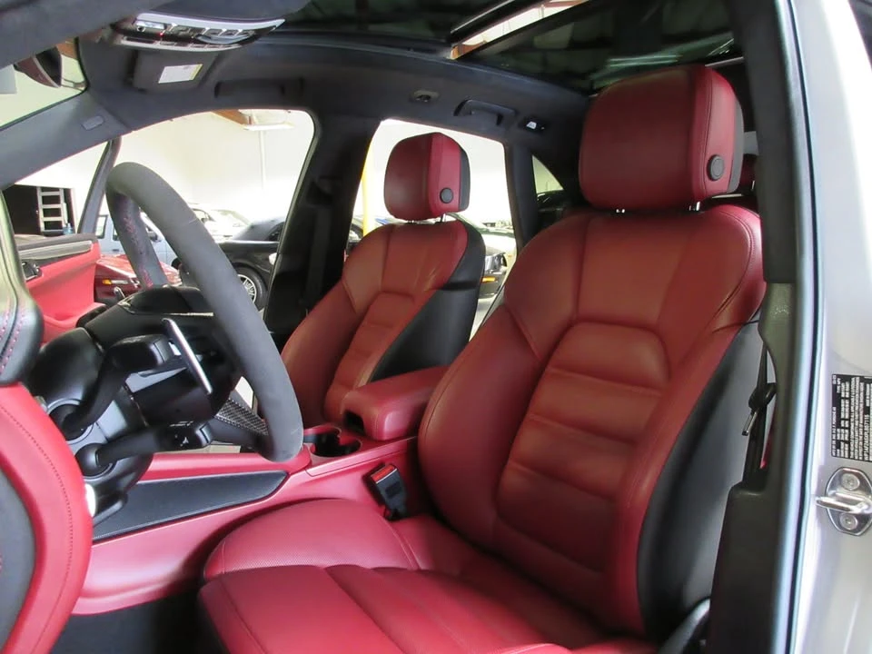 2023 Porsche Macan GTS - Image 11 of 20