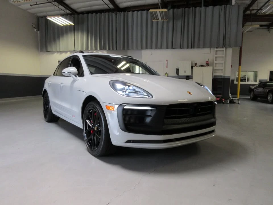 2023 Porsche Macan GTS - Image 2 of 20