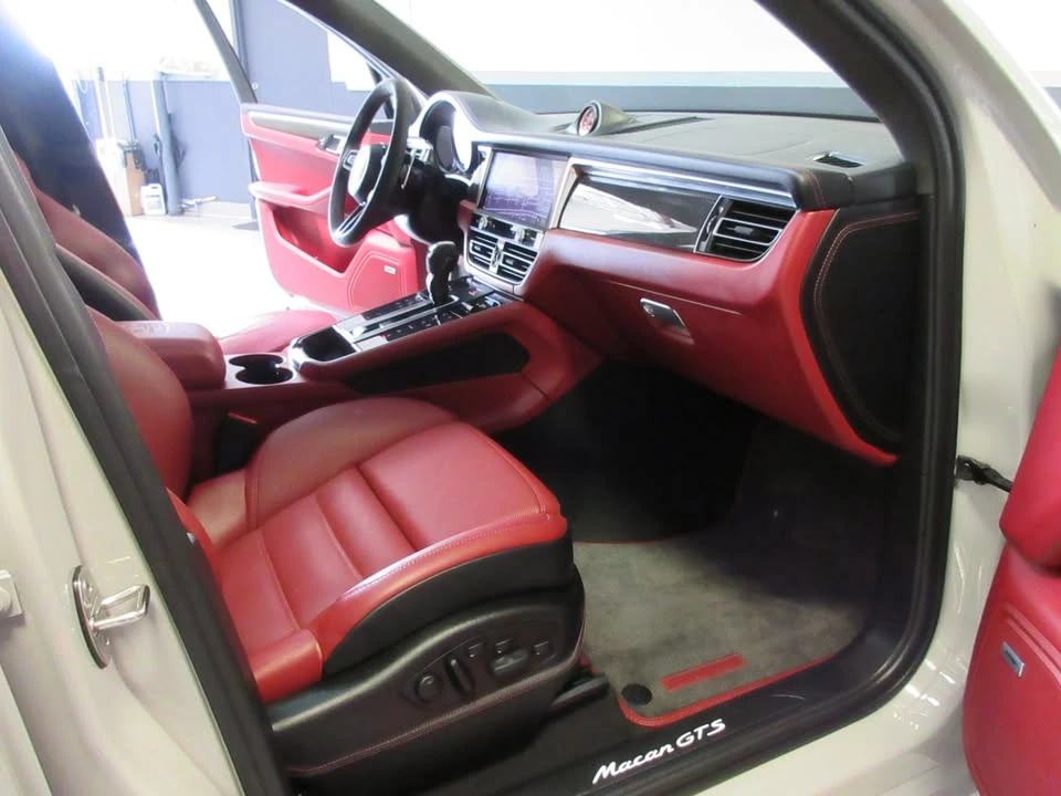 2023 Porsche Macan GTS - Image 10 of 20