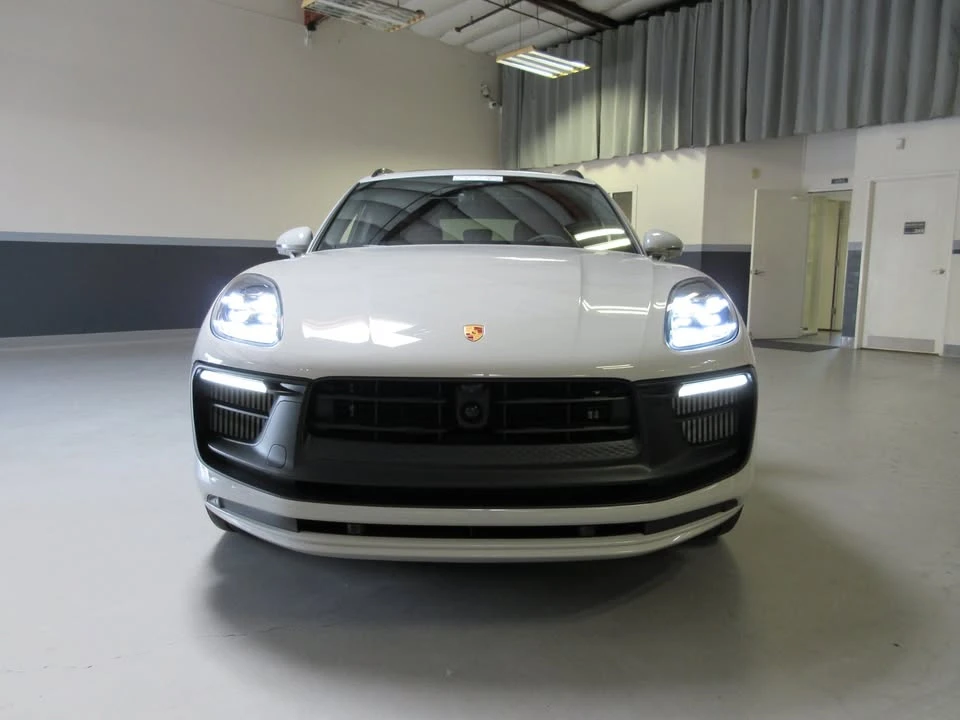 2023 Porsche Macan GTS - Image 4 of 20