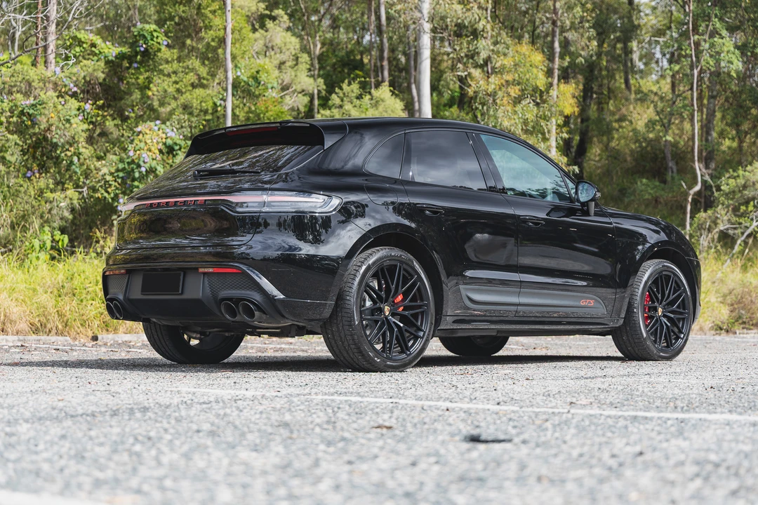 2023 Porsche Macan GTS - Image 15 of 31