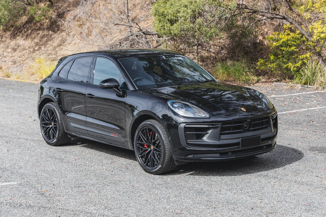 2023 Porsche Macan GTS - Image 25 of 31
