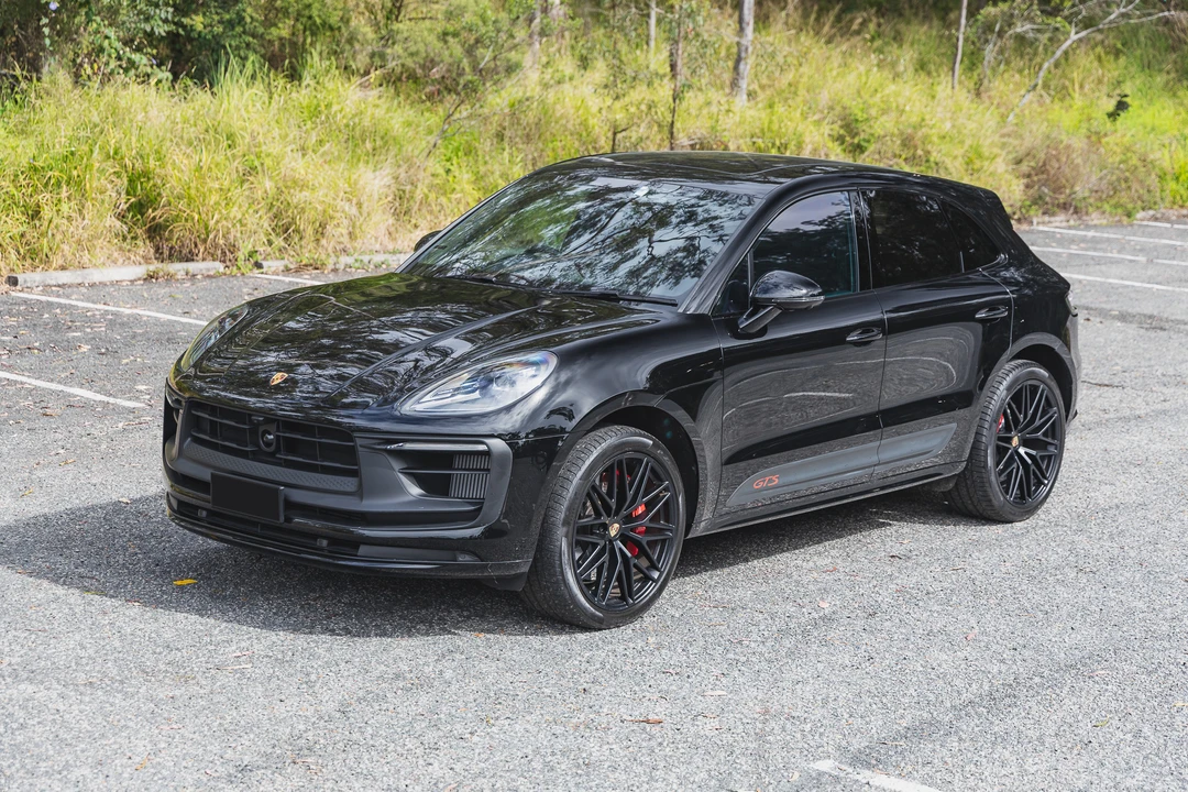 2023 Porsche Macan GTS - Image 19 of 31