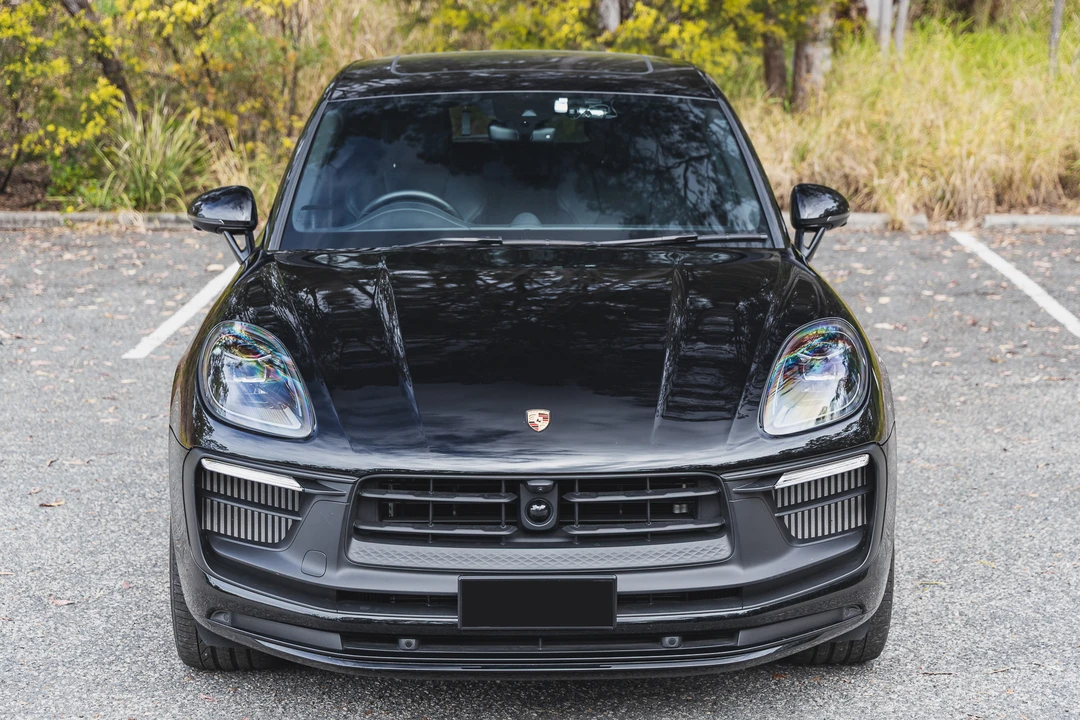 2023 Porsche Macan GTS - Image 18 of 31