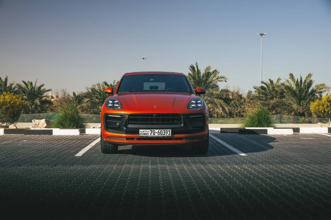 2023 Porsche Macan GTS - Image 2 of 31