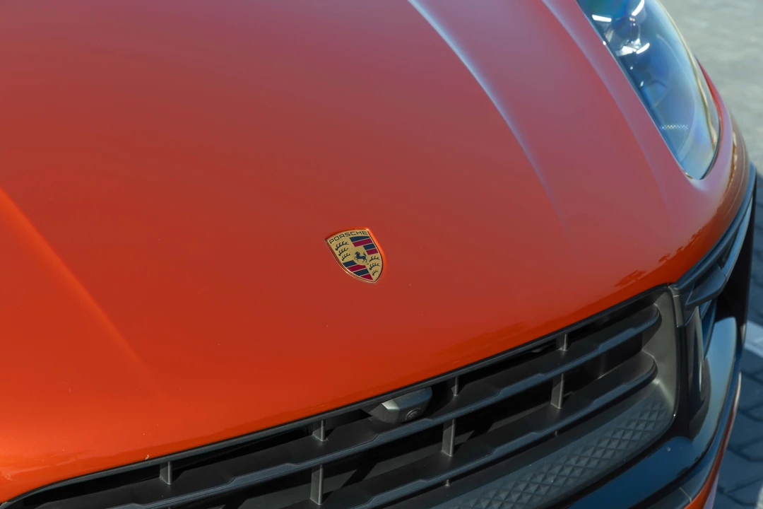 2023 Porsche Macan GTS - Image 11 of 31