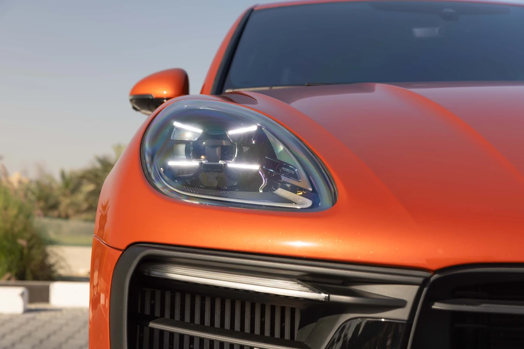 2023 Porsche Macan GTS - Image 16 of 31