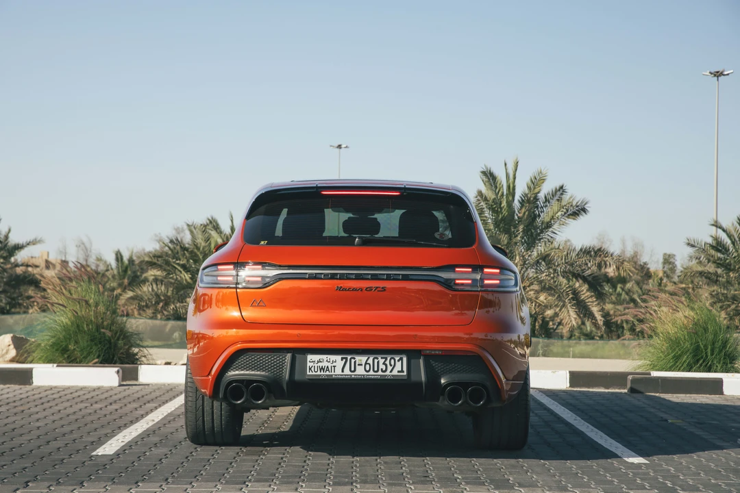 2023 Porsche Macan GTS - Image 6 of 31