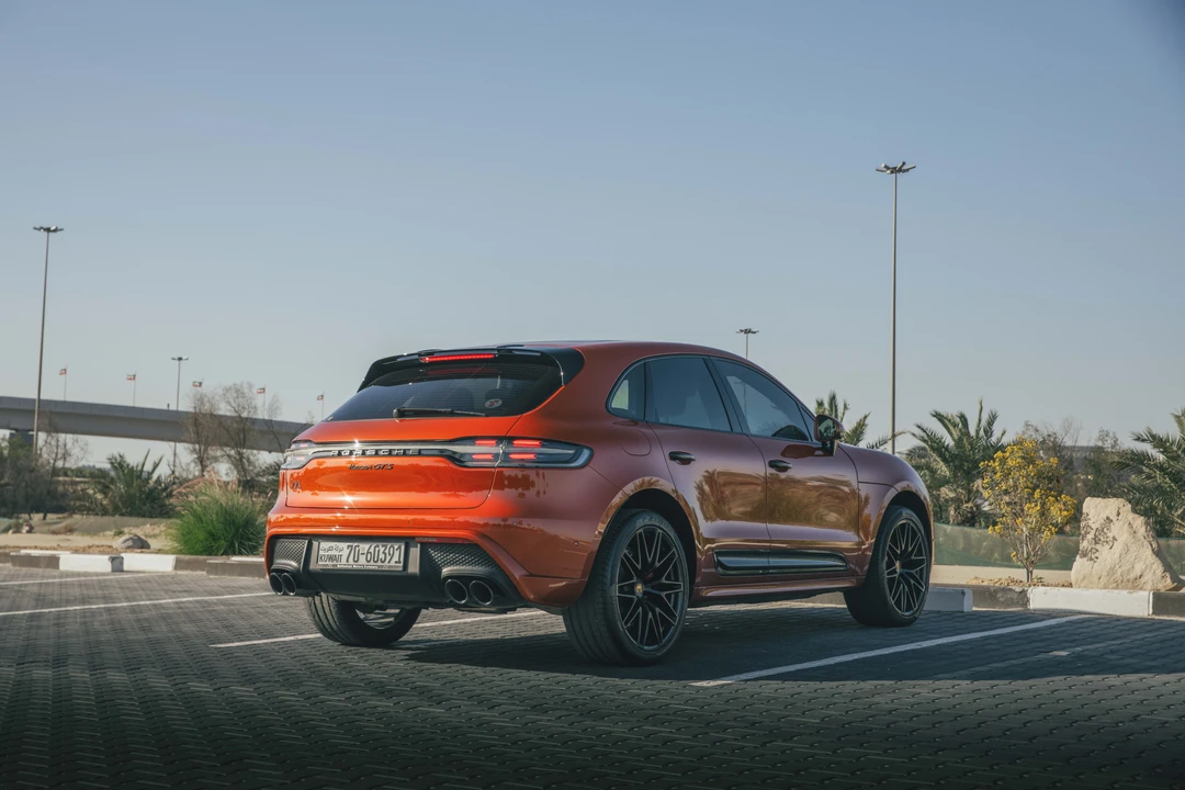 2023 Porsche Macan GTS - Image 5 of 31