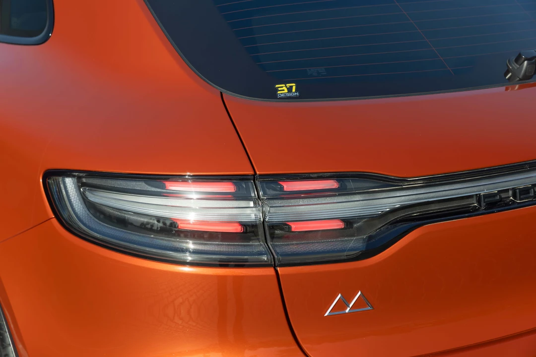 2023 Porsche Macan GTS - Image 20 of 31