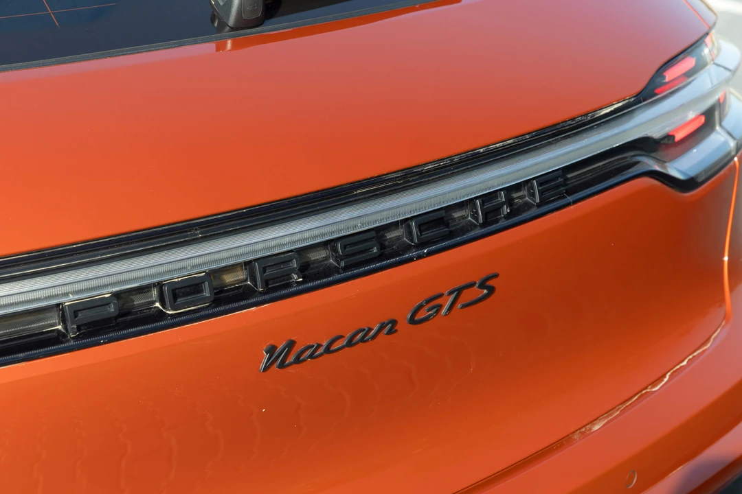 2023 Porsche Macan GTS - Image 21 of 31