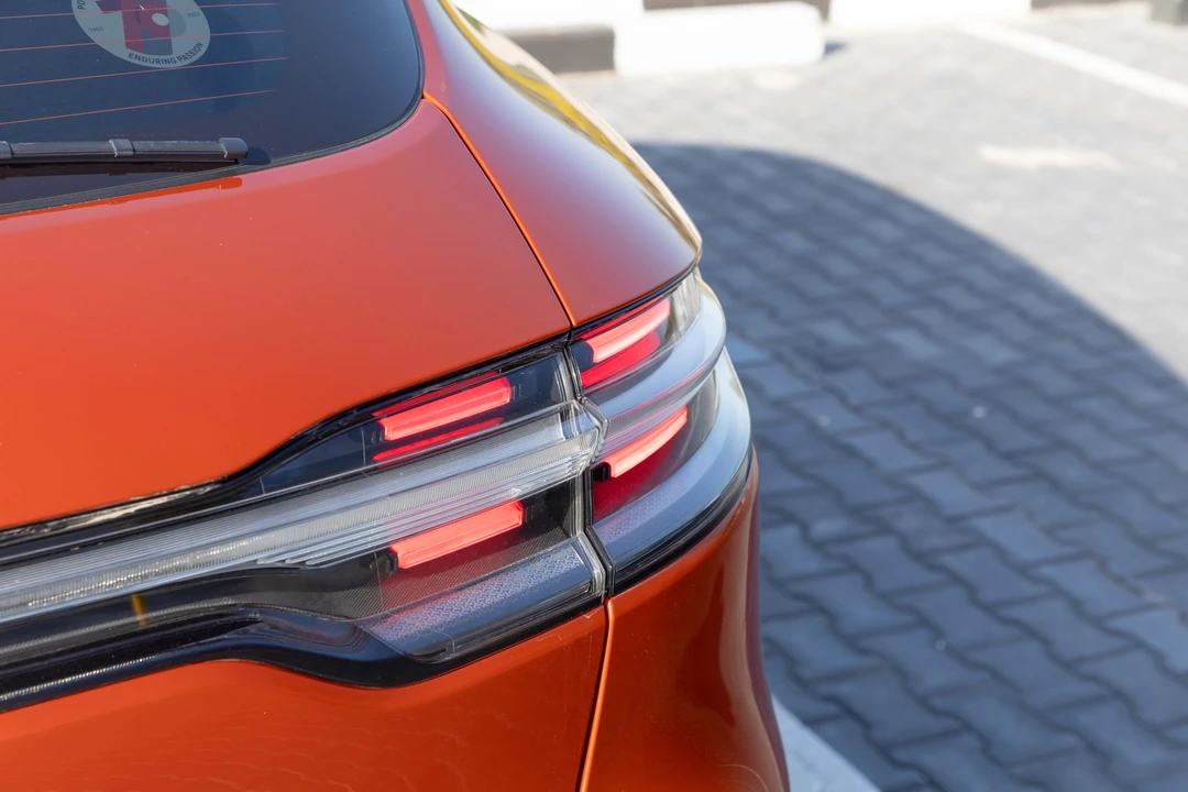 2023 Porsche Macan GTS - Image 22 of 31
