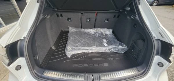 2023 Porsche Macan GTS - Image 16 of 17