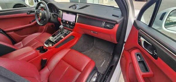 2023 Porsche Macan GTS - Image 8 of 17
