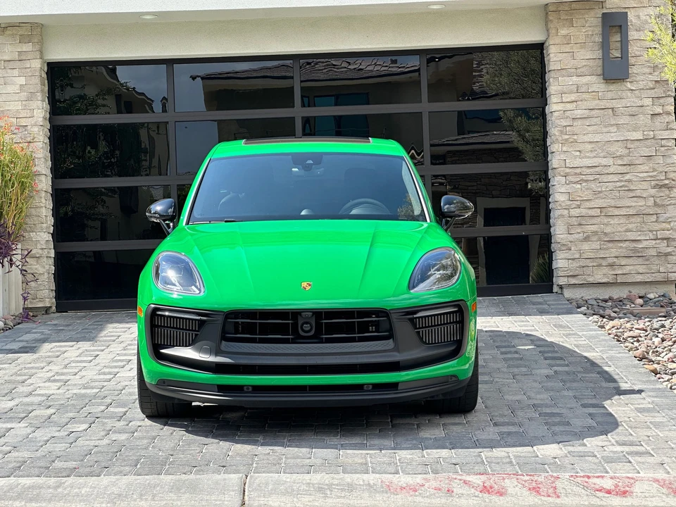 2023 Porsche Macan GTS - Image 2 of 31