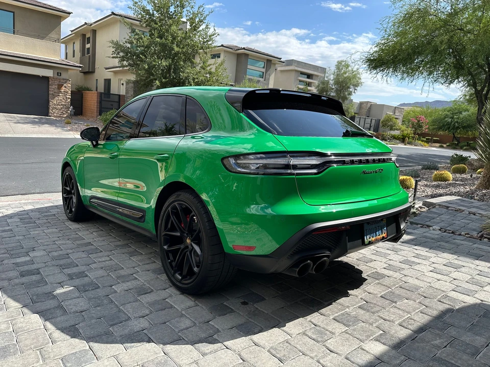 2023 Porsche Macan GTS - Image 8 of 31