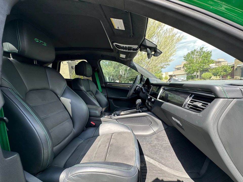 2023 Porsche Macan GTS - Image 14 of 31