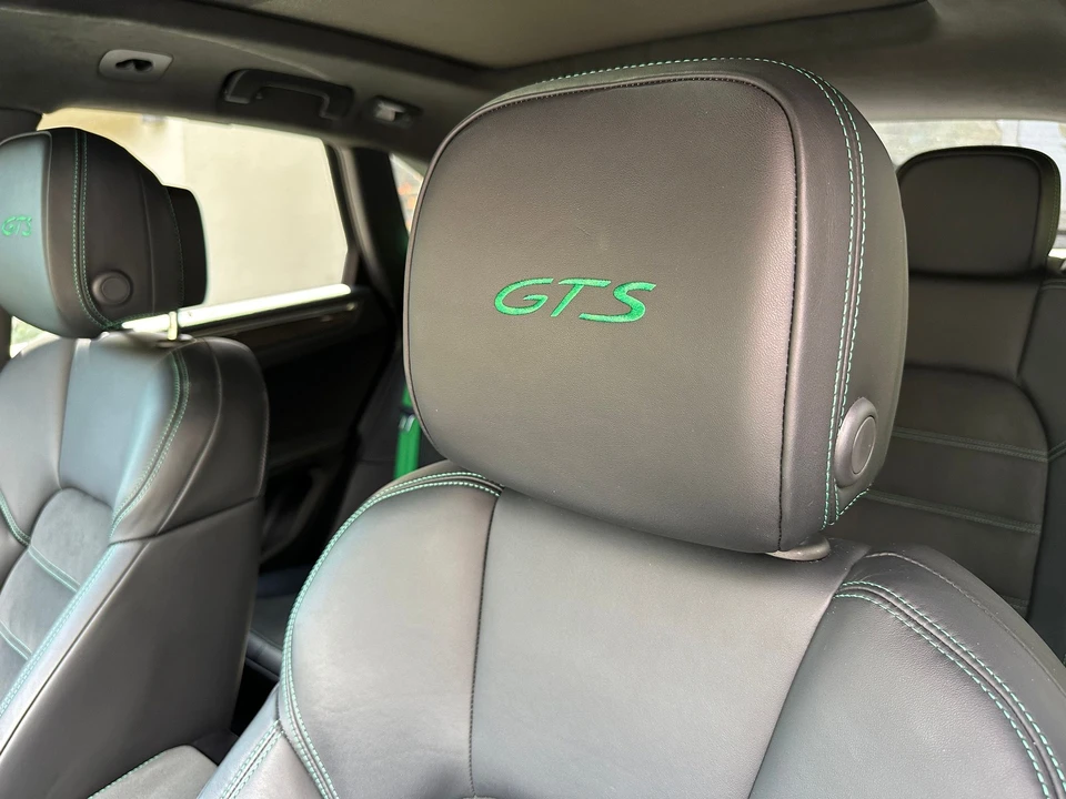 2023 Porsche Macan GTS - Image 17 of 31