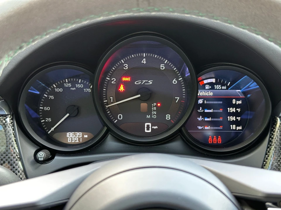 2023 Porsche Macan GTS - Image 18 of 31