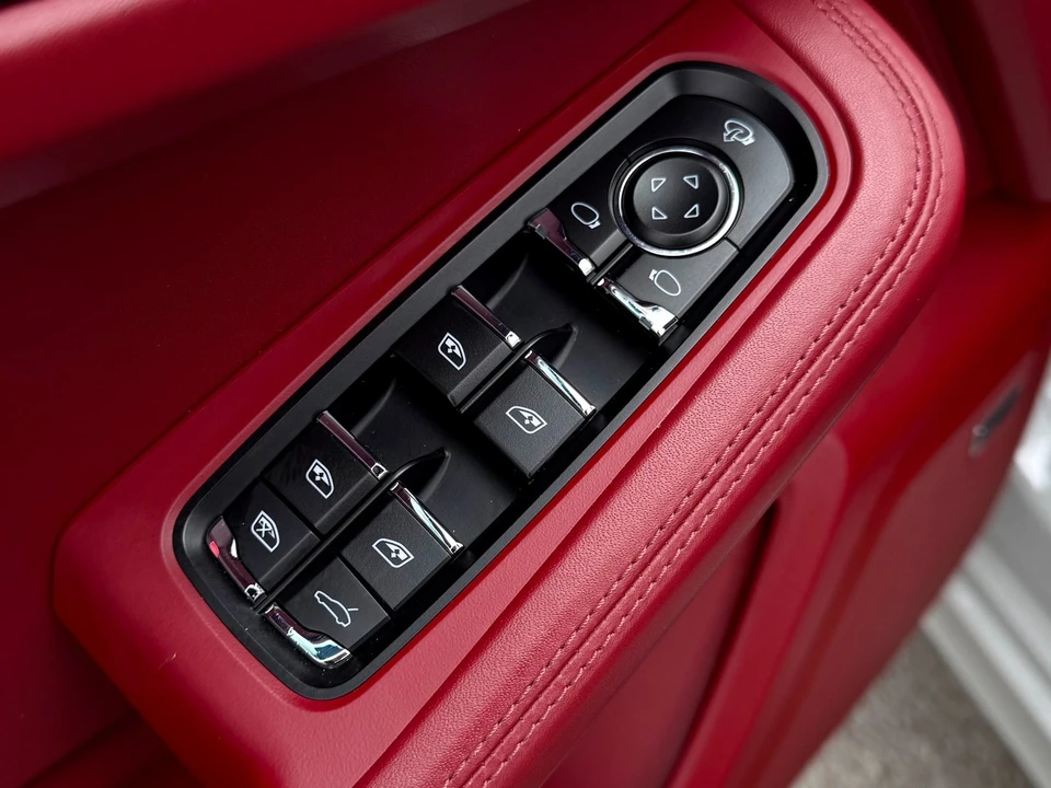 2023 Porsche Macan GTS - Image 15 of 21