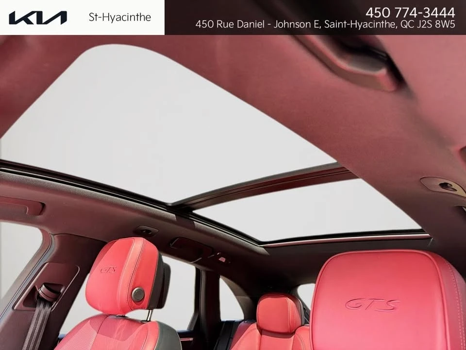 2023 Porsche Macan GTS - Image 15 of 19