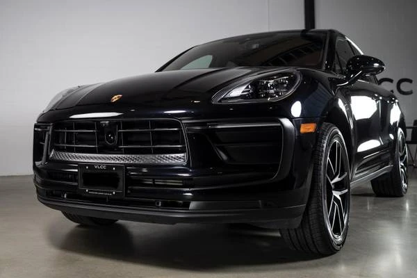 2023 Porsche Macan - Image 3 of 10