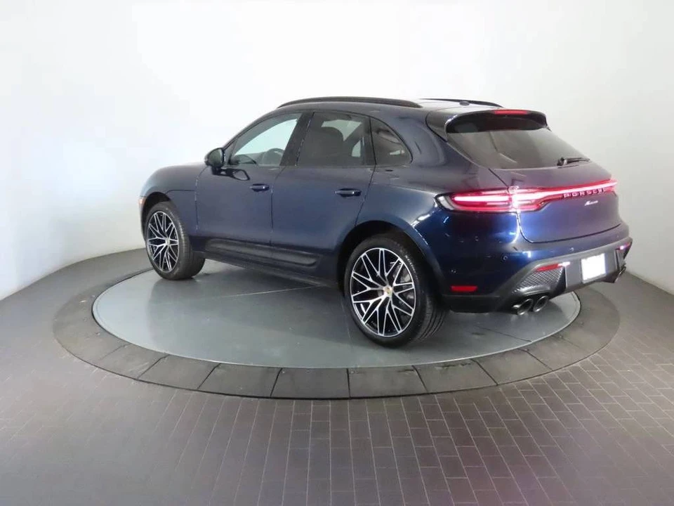 2023 Porsche Macan T - Image 3 of 5