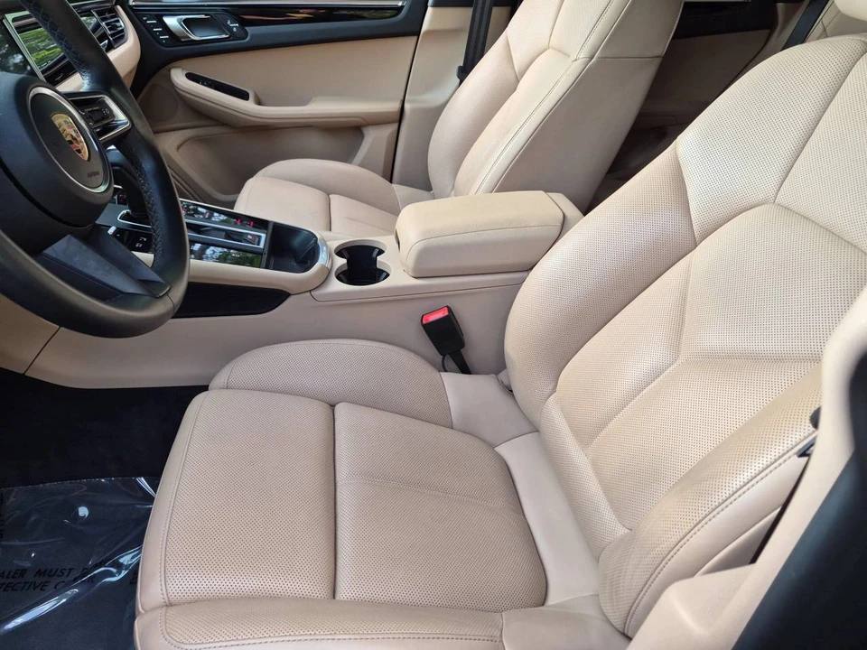 2023 Porsche Macan T - Image 5 of 5