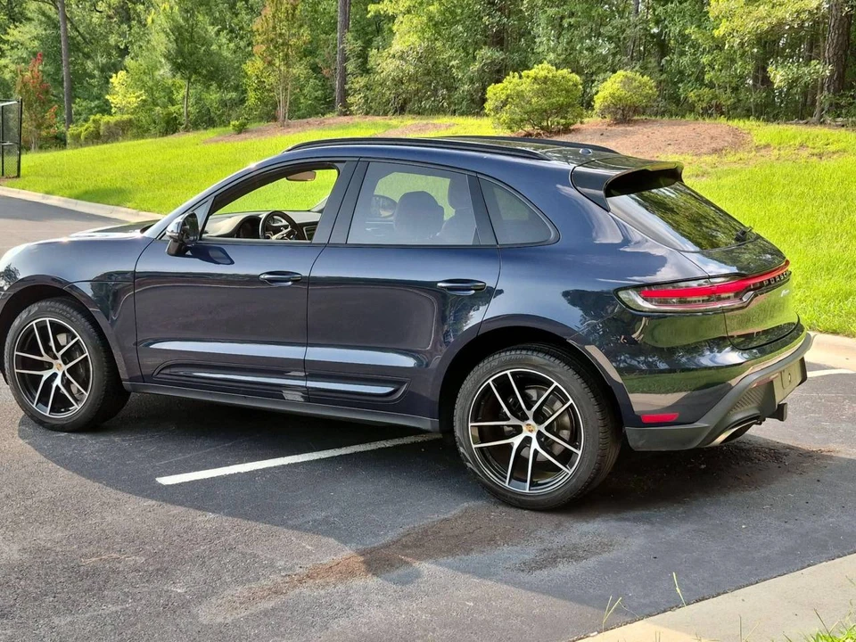 2023 Porsche Macan T - Image 3 of 5