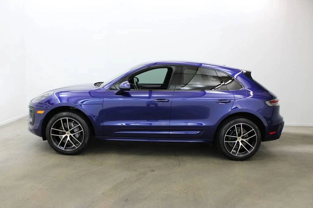 2023 Porsche Macan - Image 2 of 5
