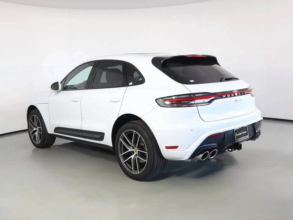 2023 Porsche Macan T - Image 3 of 5