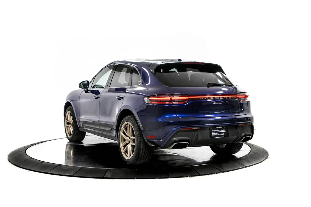 2023 Porsche Macan T - Image 3 of 5