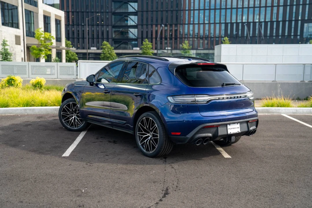 2023 Porsche Macan T - Image 3 of 5