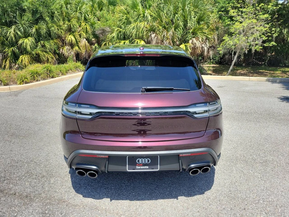2023 Porsche Macan T - Image 5 of 5