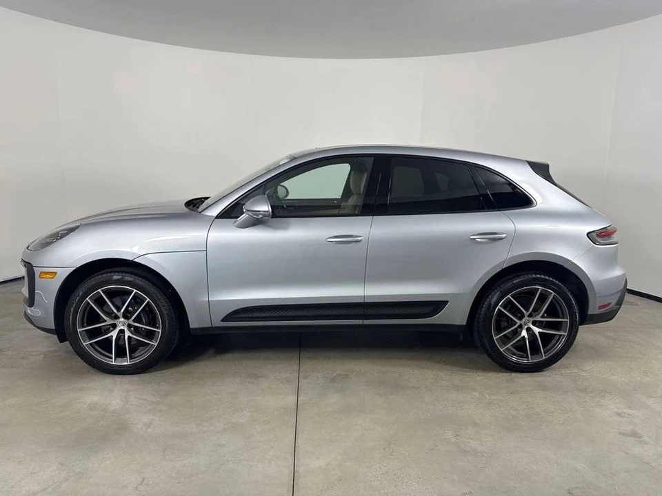 2023 Porsche Macan T - Image 2 of 5