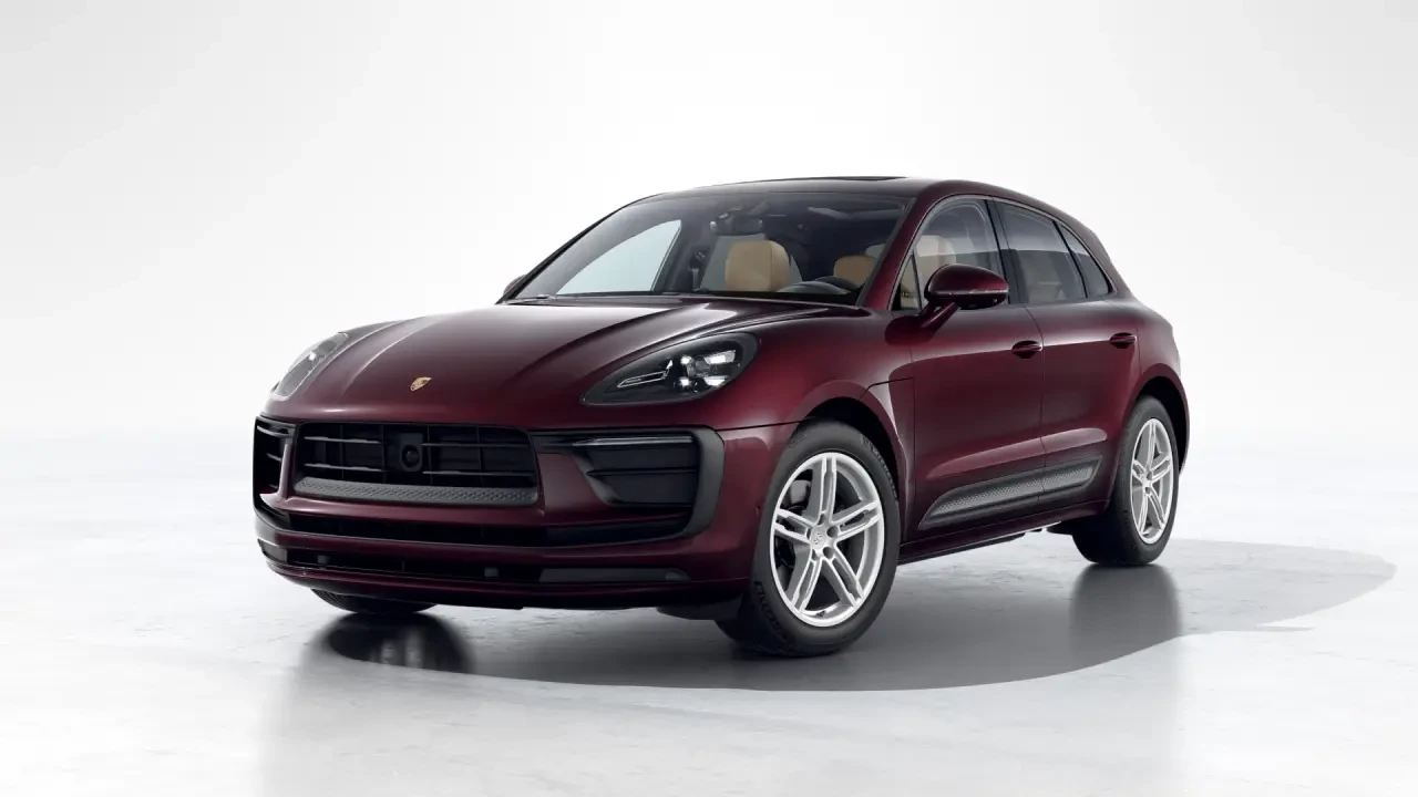 2023 Porsche Macan - Image 8 of 31