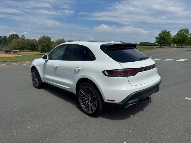 2023 Porsche Macan - Image 3 of 5