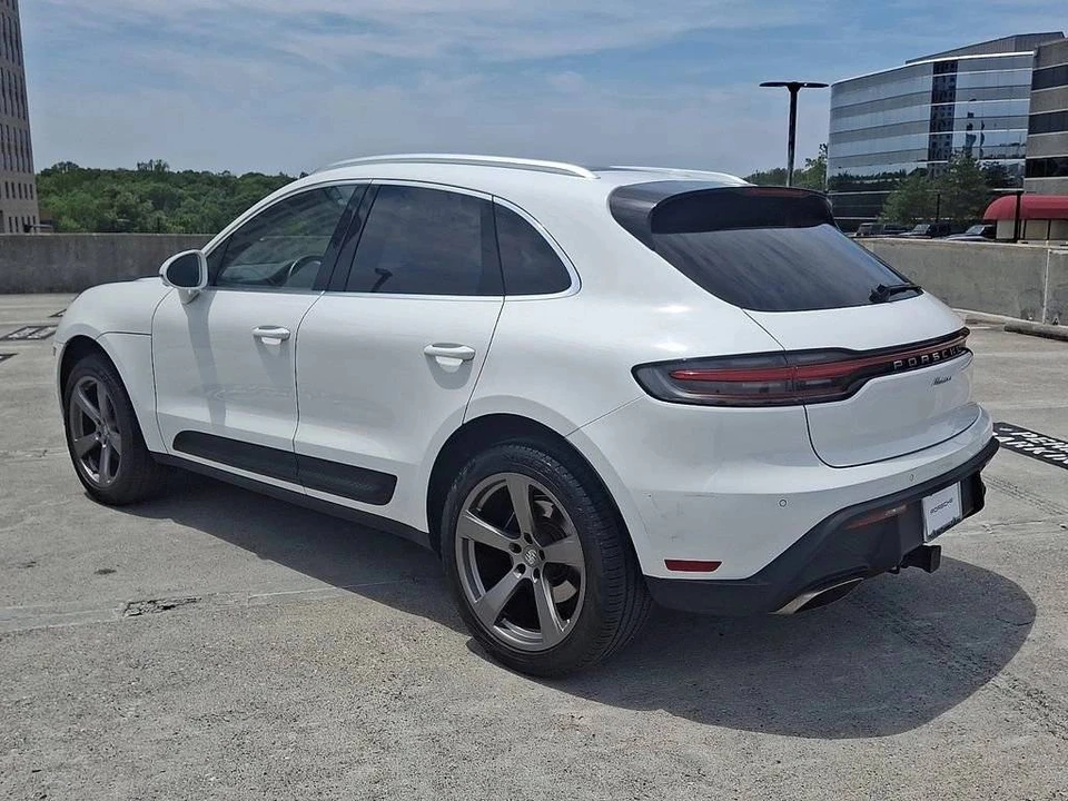 2023 Porsche Macan T - Image 3 of 5