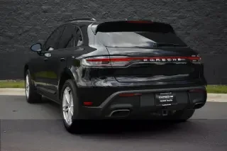 2023 Porsche Macan T - Image 21 of 31