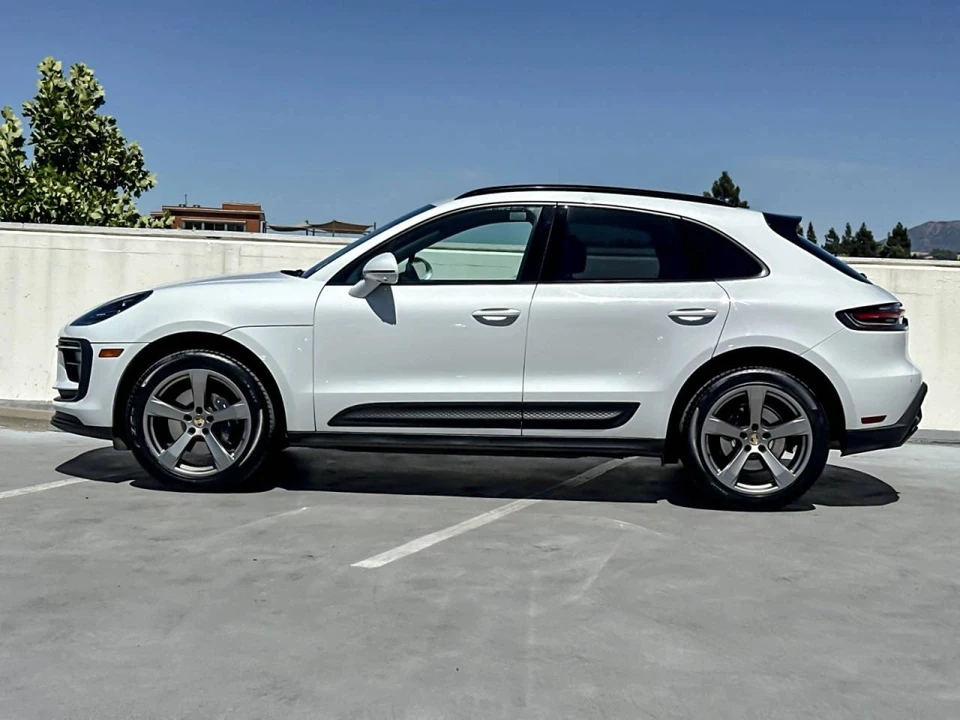 2023 Porsche Macan T - Image 2 of 5