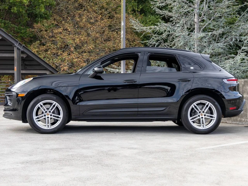 2023 Porsche Macan T - Image 2 of 5